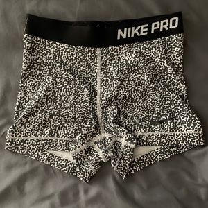 Nike Pro Black & White Speckled Shorts
